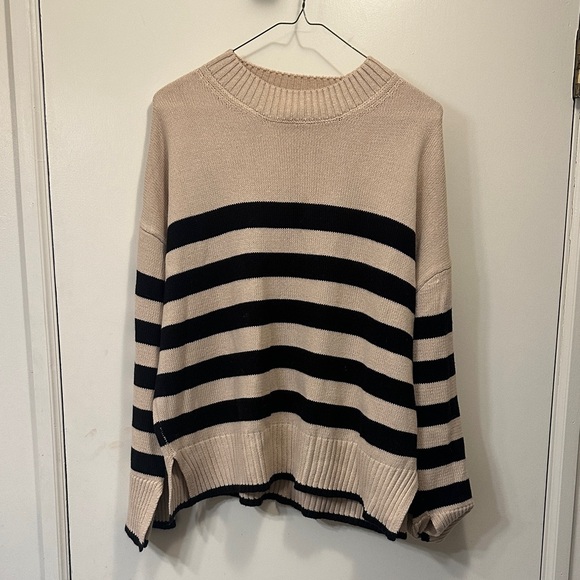 Evereve Sweaters - Evereve Striped Beige and Black Women's Sweater